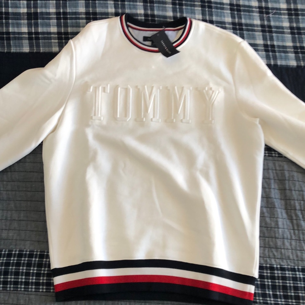 Tommy Hilfiger crewneck sweater